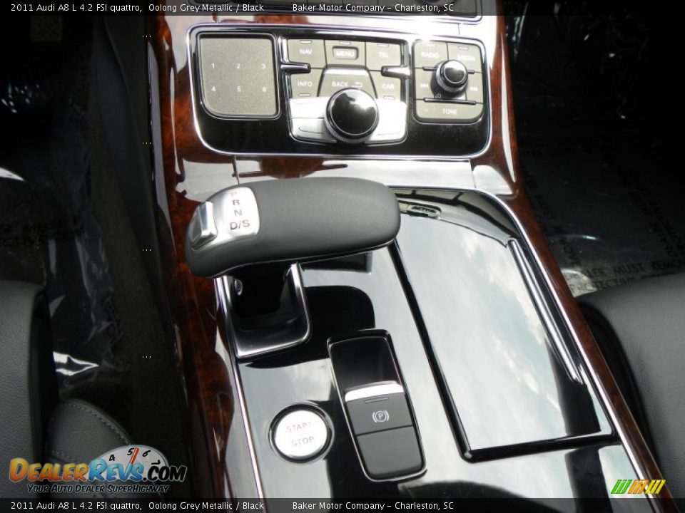 Controls of 2011 Audi A8 L 4.2 FSI quattro Photo #24