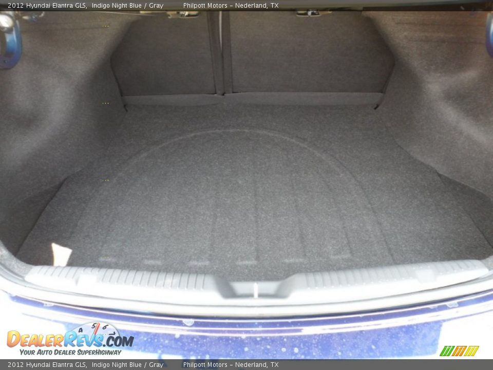 2012 Hyundai Elantra GLS Trunk Photo #16