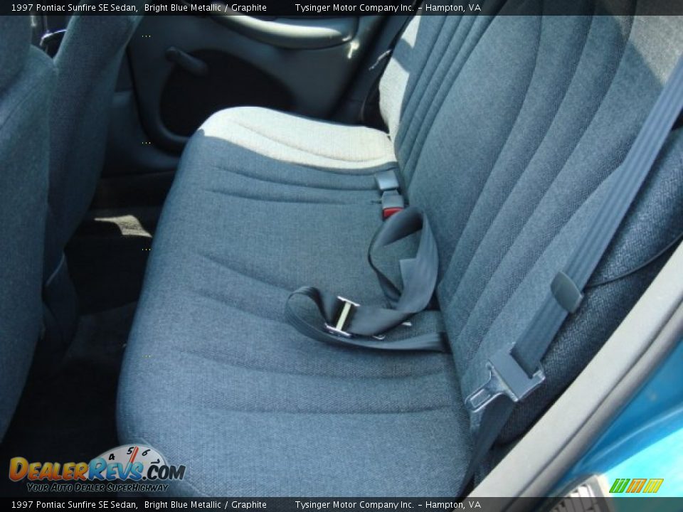 1997 Pontiac Sunfire SE Sedan Bright Blue Metallic / Graphite Photo #9