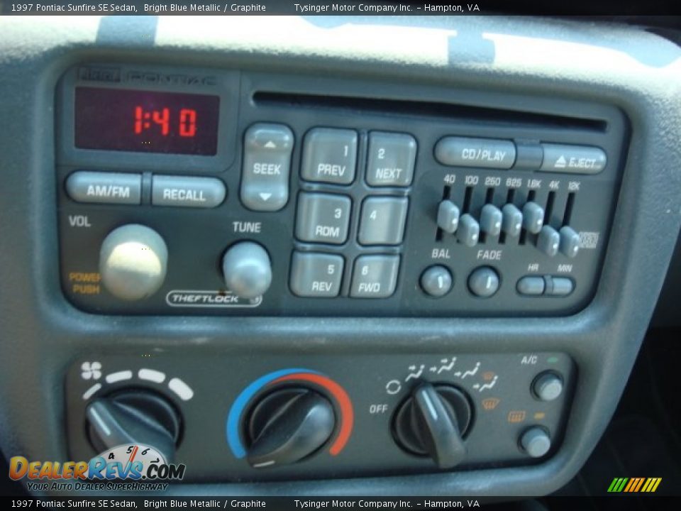 1997 Pontiac Sunfire SE Sedan Bright Blue Metallic / Graphite Photo #10