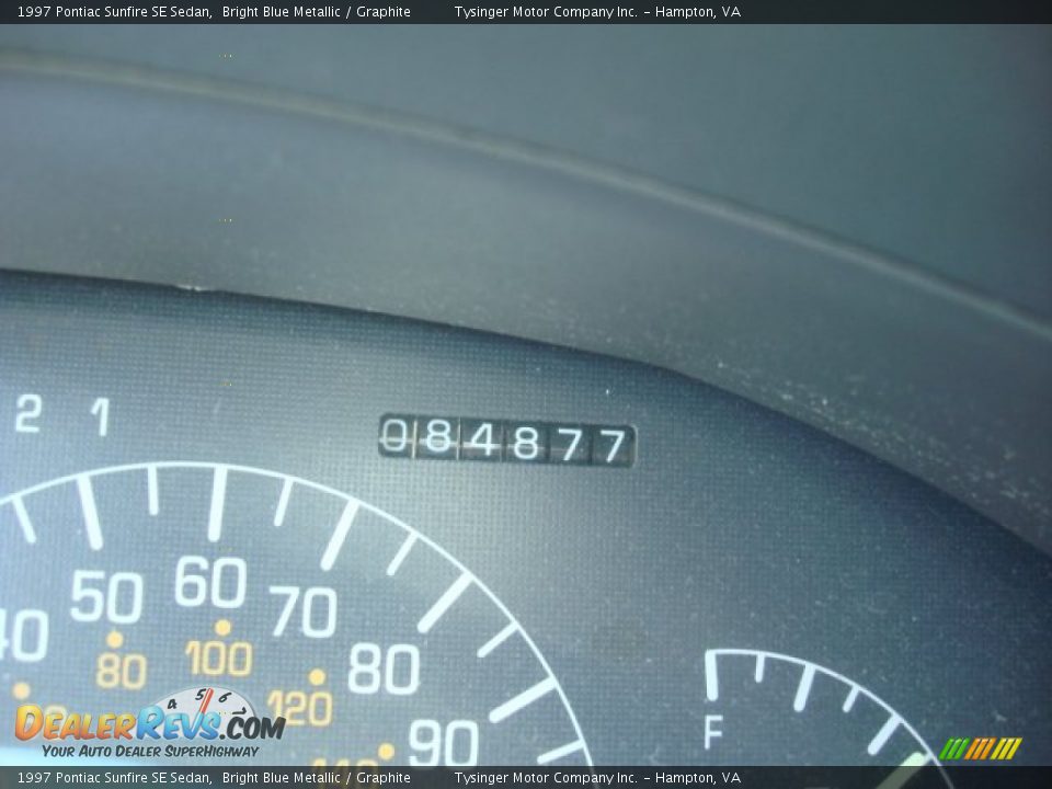 1997 Pontiac Sunfire SE Sedan Bright Blue Metallic / Graphite Photo #12