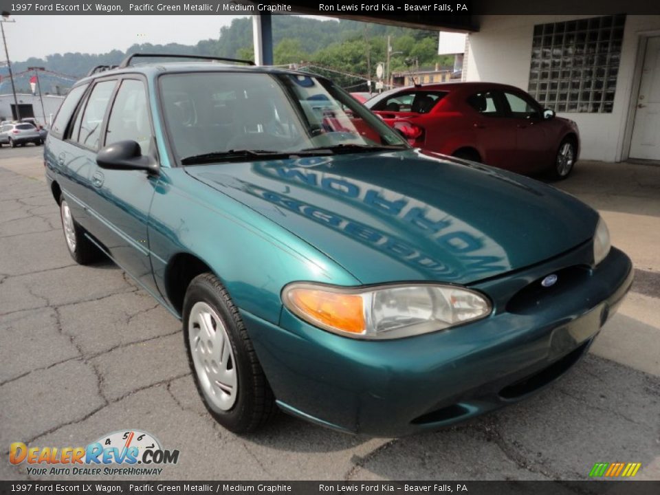 1997 Ford Escort LX Wagon Pacific Green Metallic / Medium Graphite Photo #2