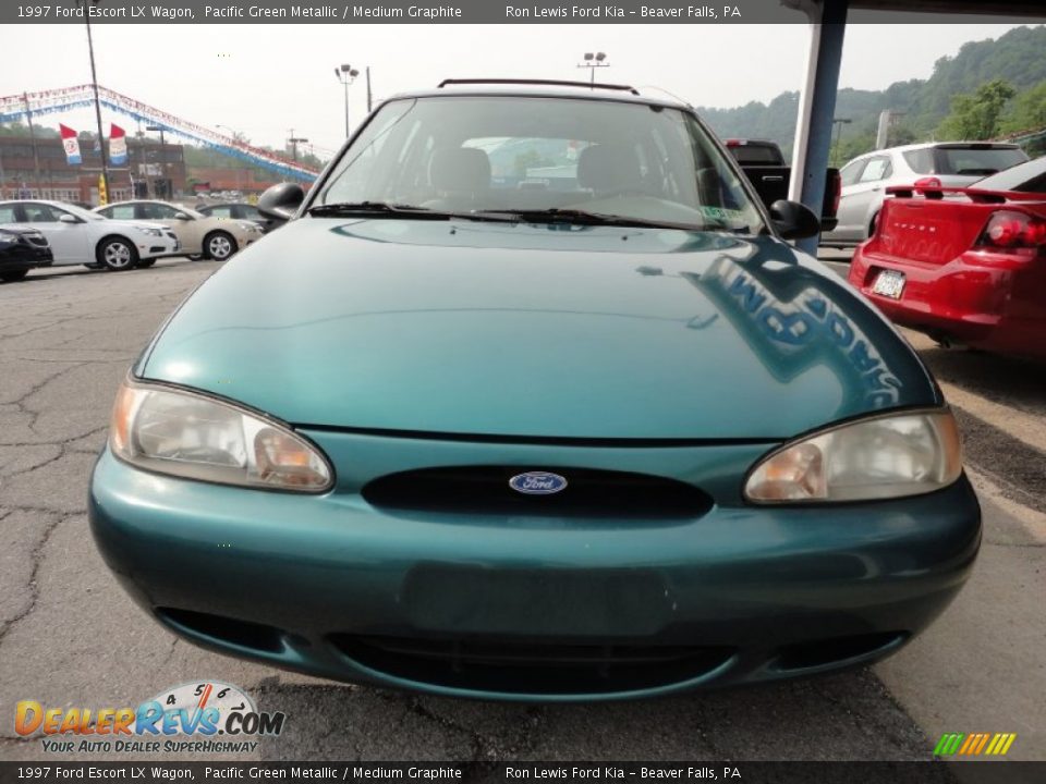 1997 Ford Escort LX Wagon Pacific Green Metallic / Medium Graphite Photo #3
