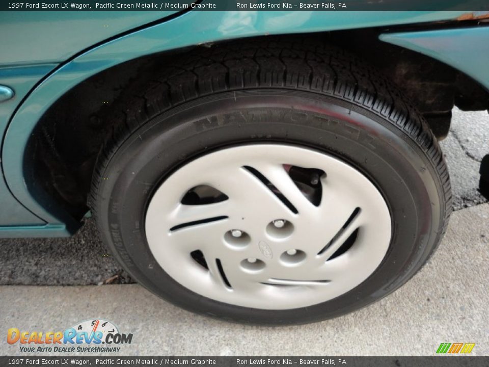 1997 Ford Escort LX Wagon Pacific Green Metallic / Medium Graphite Photo #11