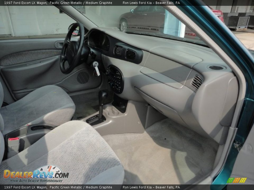 Medium Graphite Interior - 1997 Ford Escort LX Wagon Photo #20