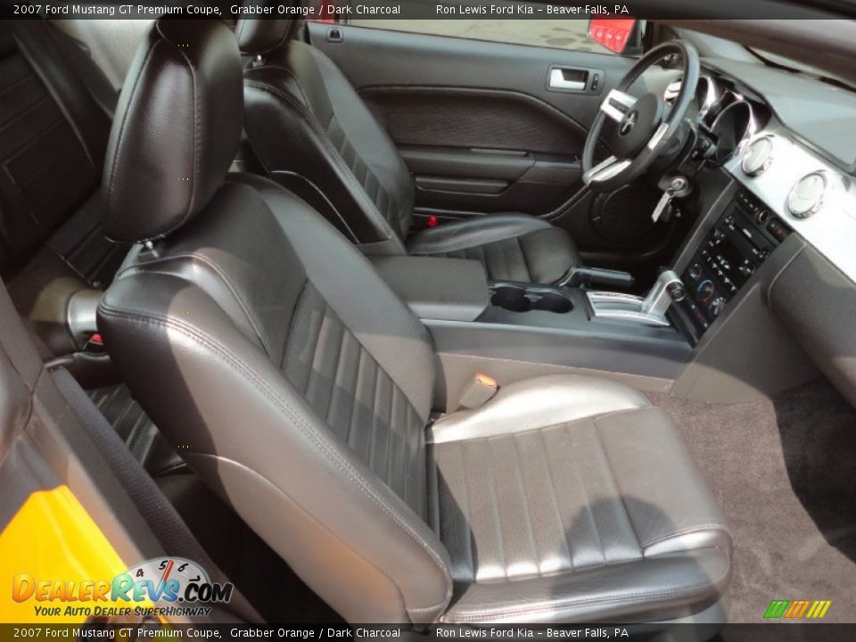 Dark Charcoal Interior - 2007 Ford Mustang GT Premium Coupe Photo #20