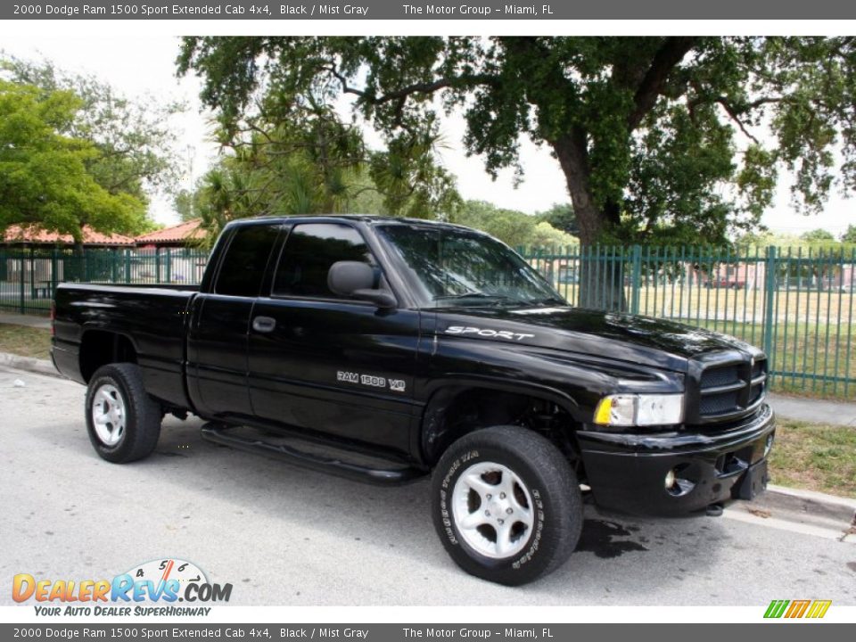 Black 2000 Dodge Ram 1500 Sport Extended Cab 4x4 Photo #13