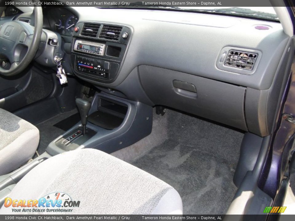 1998 Honda Civic CX Hatchback Dark Amethyst Pearl Metallic / Gray Photo #19