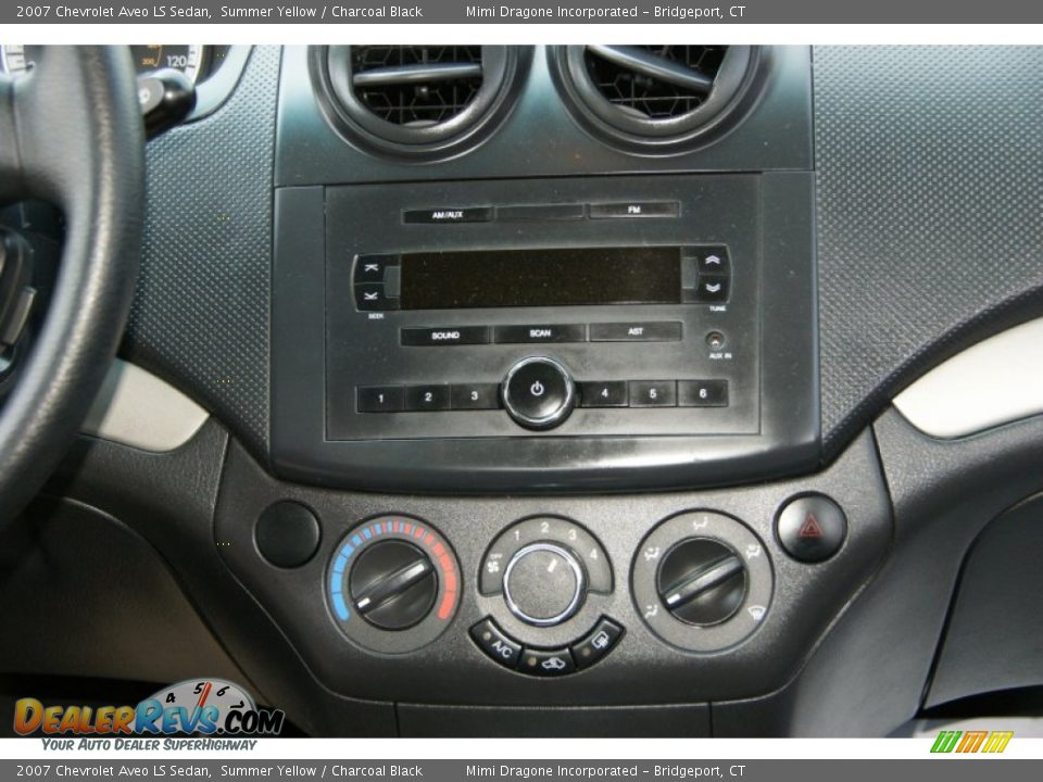 2007 Chevrolet Aveo LS Sedan Summer Yellow / Charcoal Black Photo #22