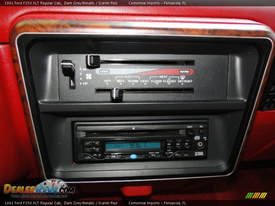 Controls of 1991 Ford F150 XLT Regular Cab Photo #19
