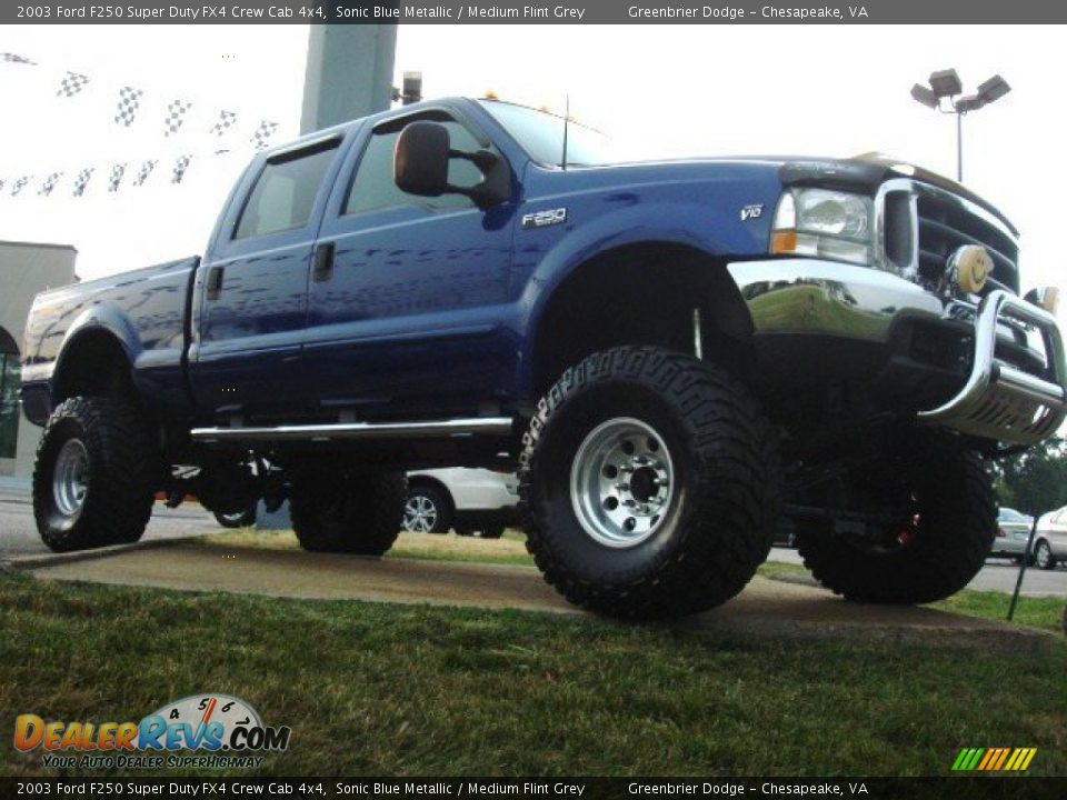 2003 Ford F250 Super Duty FX4 Crew Cab 4x4 Sonic Blue Metallic / Medium Flint Grey Photo #5