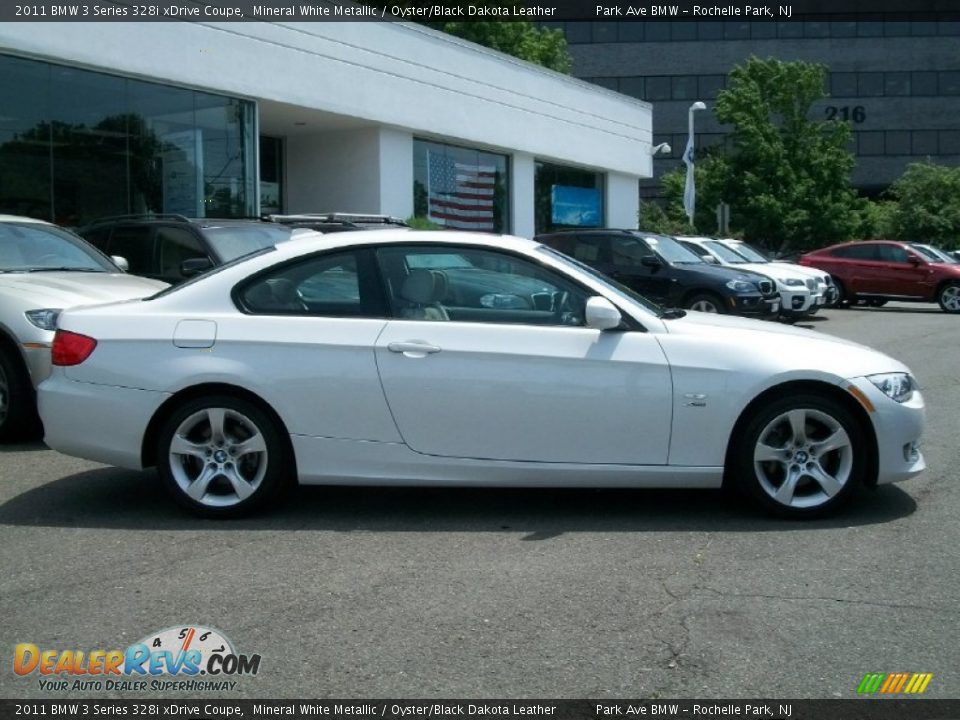 Mineral White Metallic 2011 BMW 3 Series 328i xDrive Coupe Photo #4