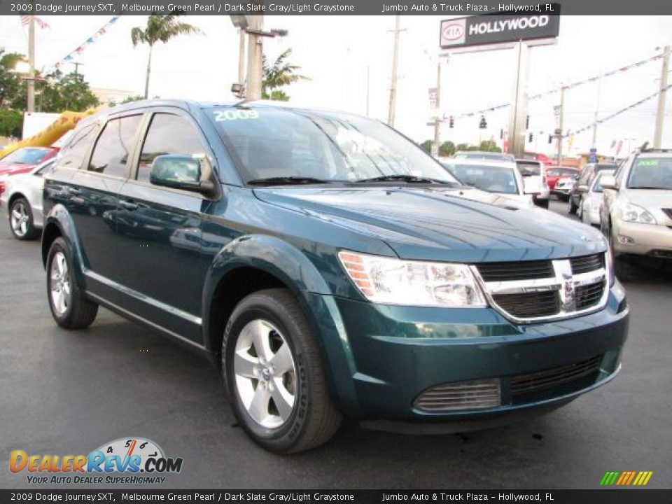 2009 Dodge Journey SXT Melbourne Green Pearl / Dark Slate Gray/Light Graystone Photo #1