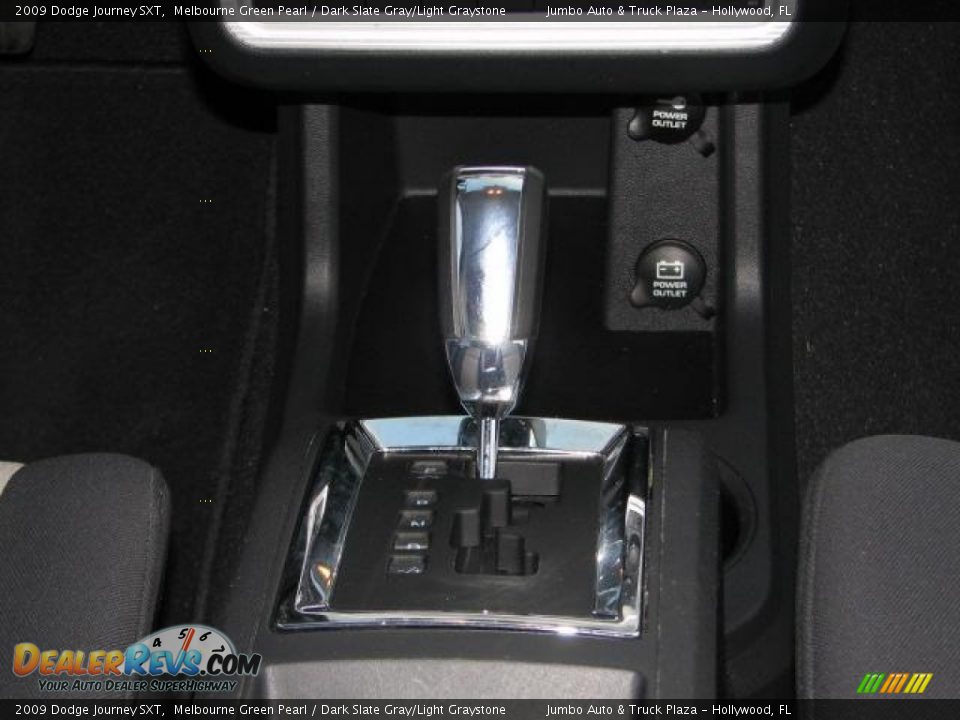 2009 Dodge Journey SXT Shifter Photo #15