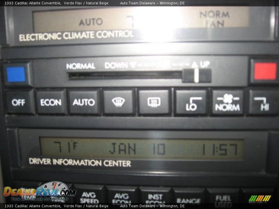 Controls of 1993 Cadillac Allante Convertible Photo #11