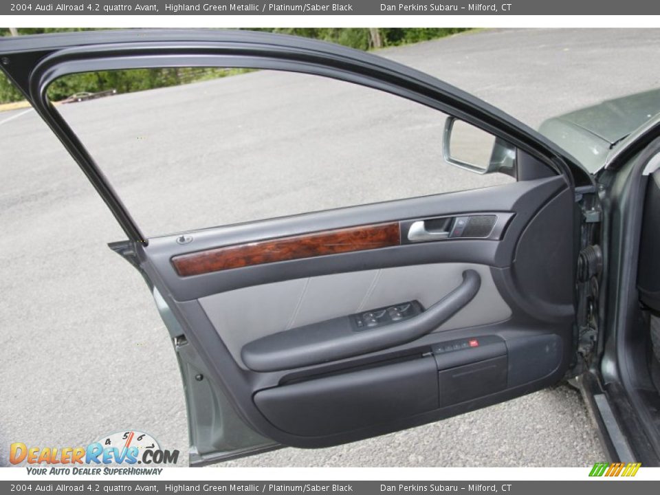 Door Panel of 2004 Audi Allroad 4.2 quattro Avant Photo #14
