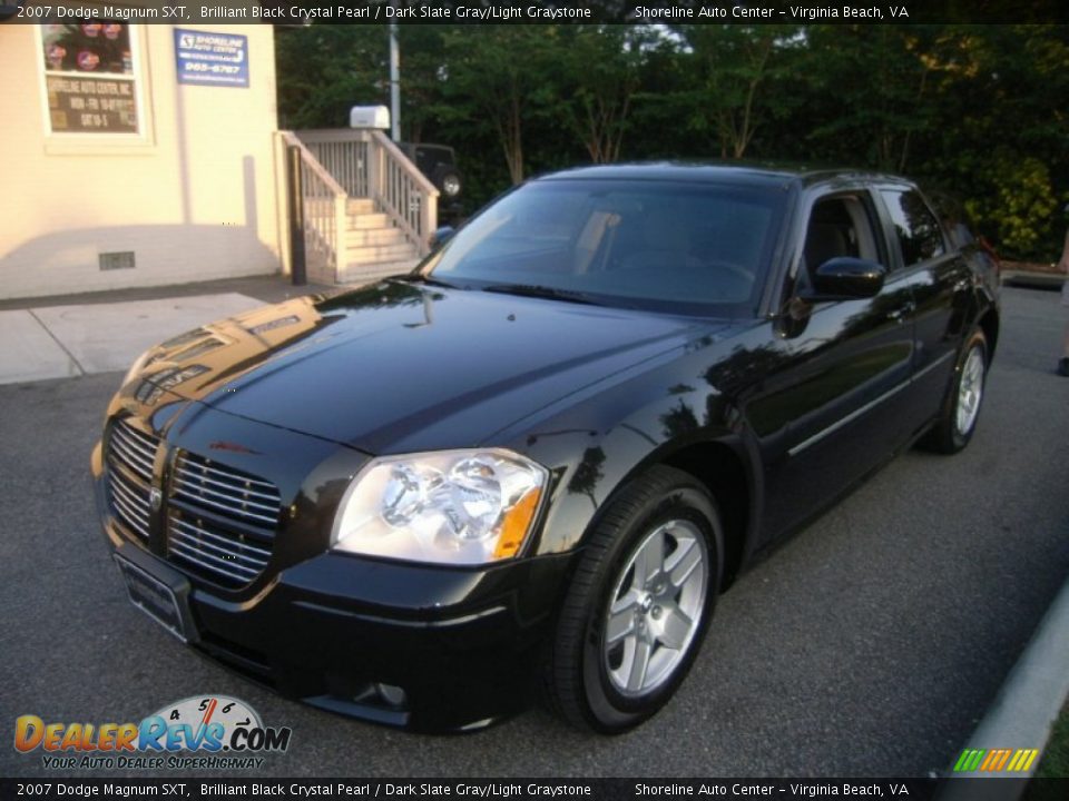 2007 Dodge Magnum SXT Brilliant Black Crystal Pearl / Dark Slate Gray/Light Graystone Photo #1