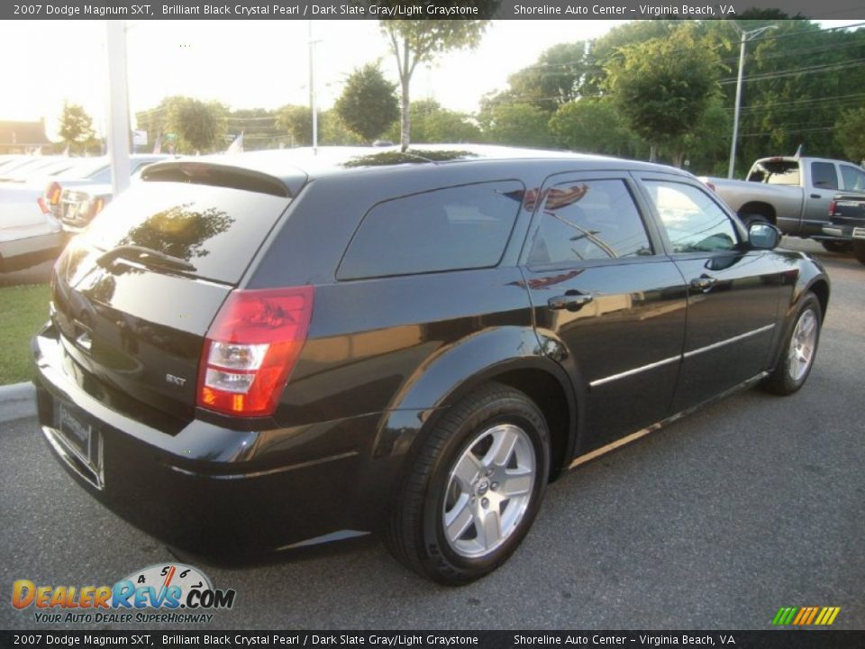 Brilliant Black Crystal Pearl 2007 Dodge Magnum SXT Photo #6