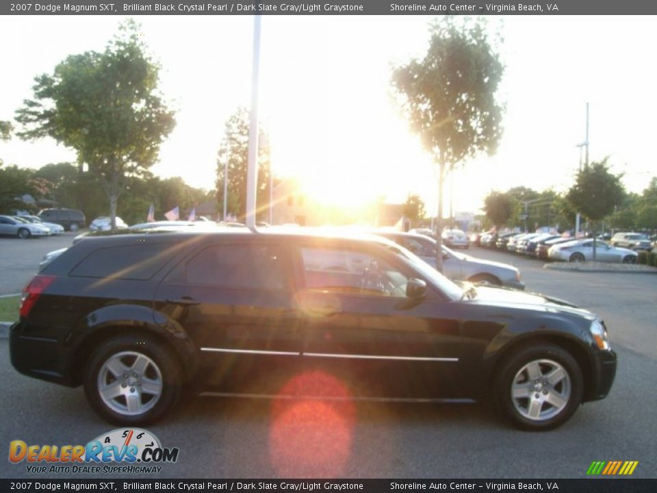 2007 Dodge Magnum SXT Brilliant Black Crystal Pearl / Dark Slate Gray/Light Graystone Photo #7