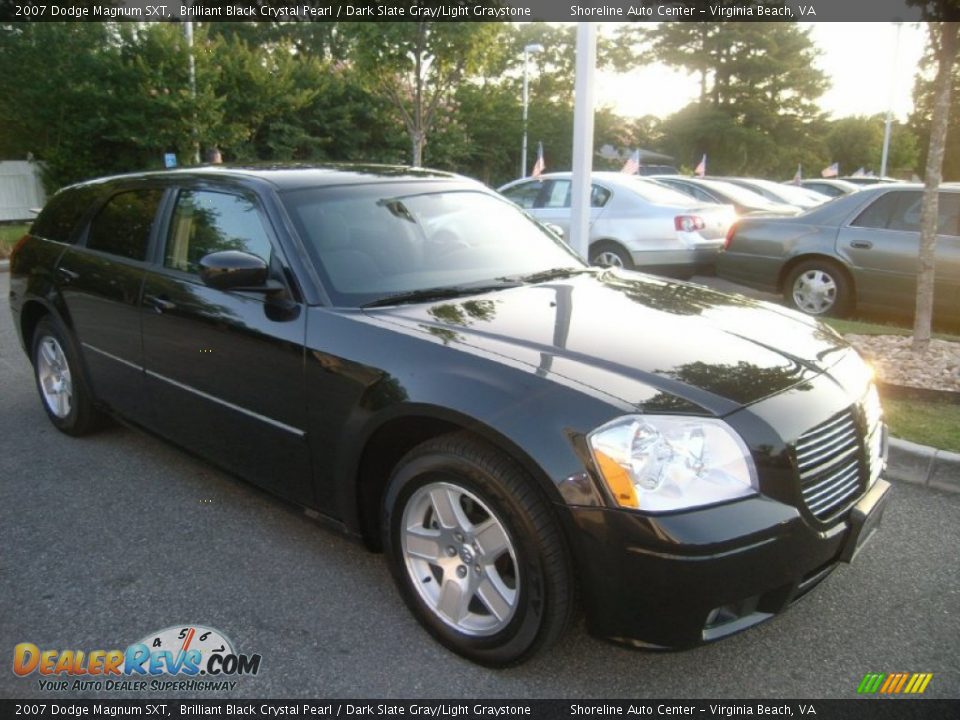 Brilliant Black Crystal Pearl 2007 Dodge Magnum SXT Photo #8