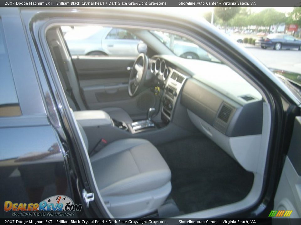 2007 Dodge Magnum SXT Brilliant Black Crystal Pearl / Dark Slate Gray/Light Graystone Photo #14