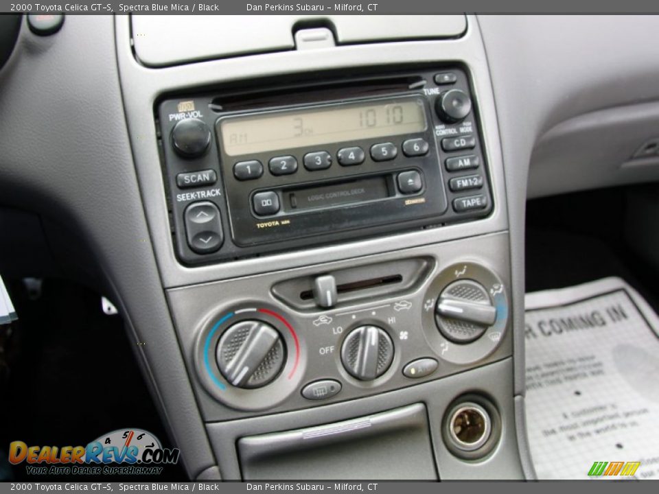 Controls of 2000 Toyota Celica GT-S Photo #18