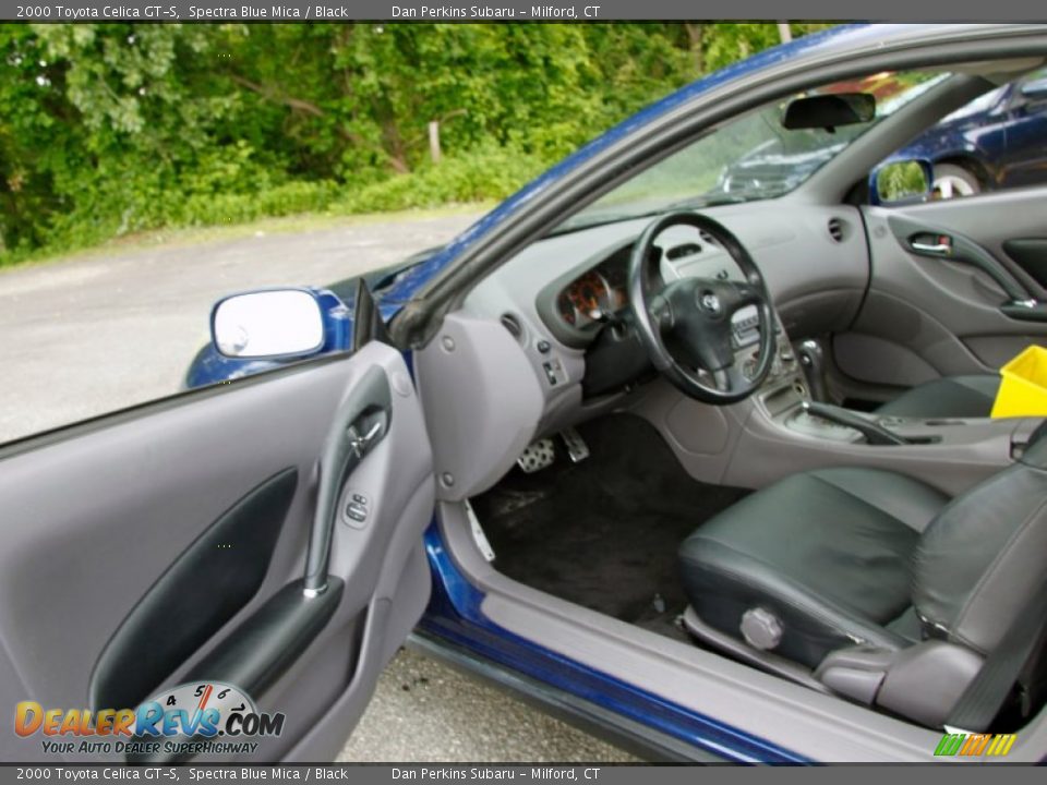 Black Interior - 2000 Toyota Celica GT-S Photo #20