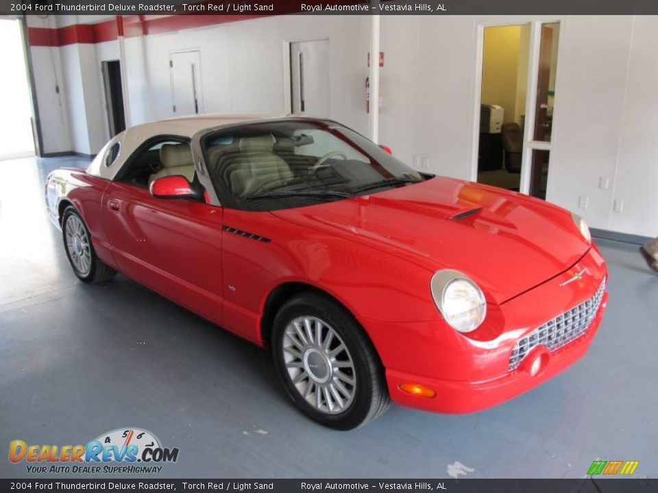 Front 3/4 View of 2004 Ford Thunderbird Deluxe Roadster Photo #5
