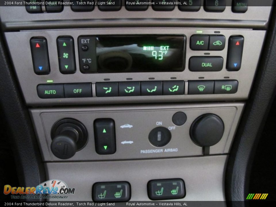 Controls of 2004 Ford Thunderbird Deluxe Roadster Photo #17