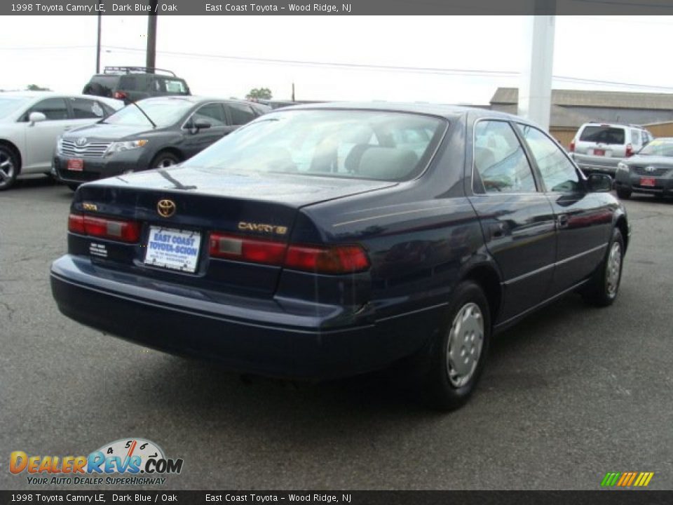 1998 Toyota Camry LE Dark Blue / Oak Photo #4