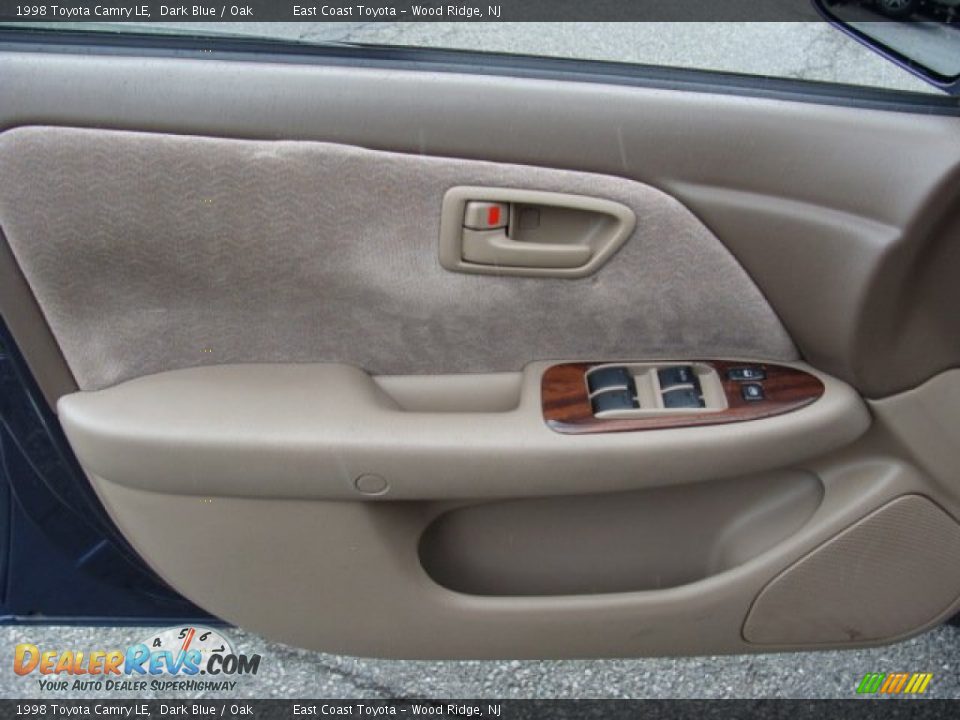 1998 Toyota Camry LE Dark Blue / Oak Photo #6