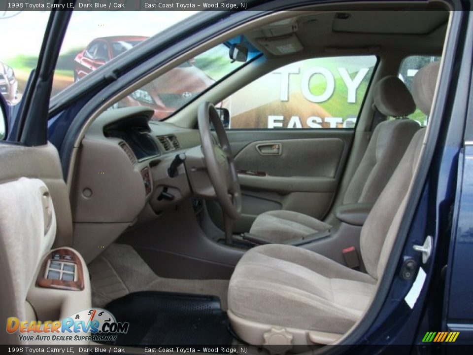 Oak Interior - 1998 Toyota Camry LE Photo #7