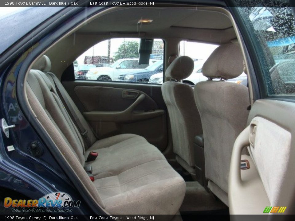 1998 Toyota Camry LE Dark Blue / Oak Photo #12