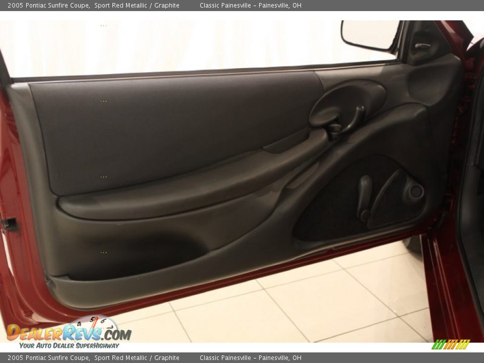 2005 Pontiac Sunfire Coupe Sport Red Metallic / Graphite Photo #5