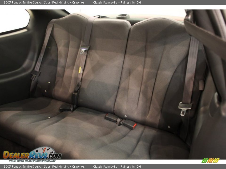 2005 Pontiac Sunfire Coupe Sport Red Metallic / Graphite Photo #13