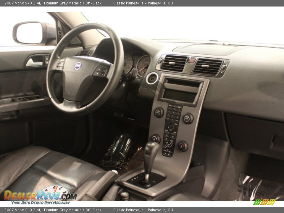 2007 Volvo S40 2.4i Titanium Gray Metallic / Off-Black Photo #15