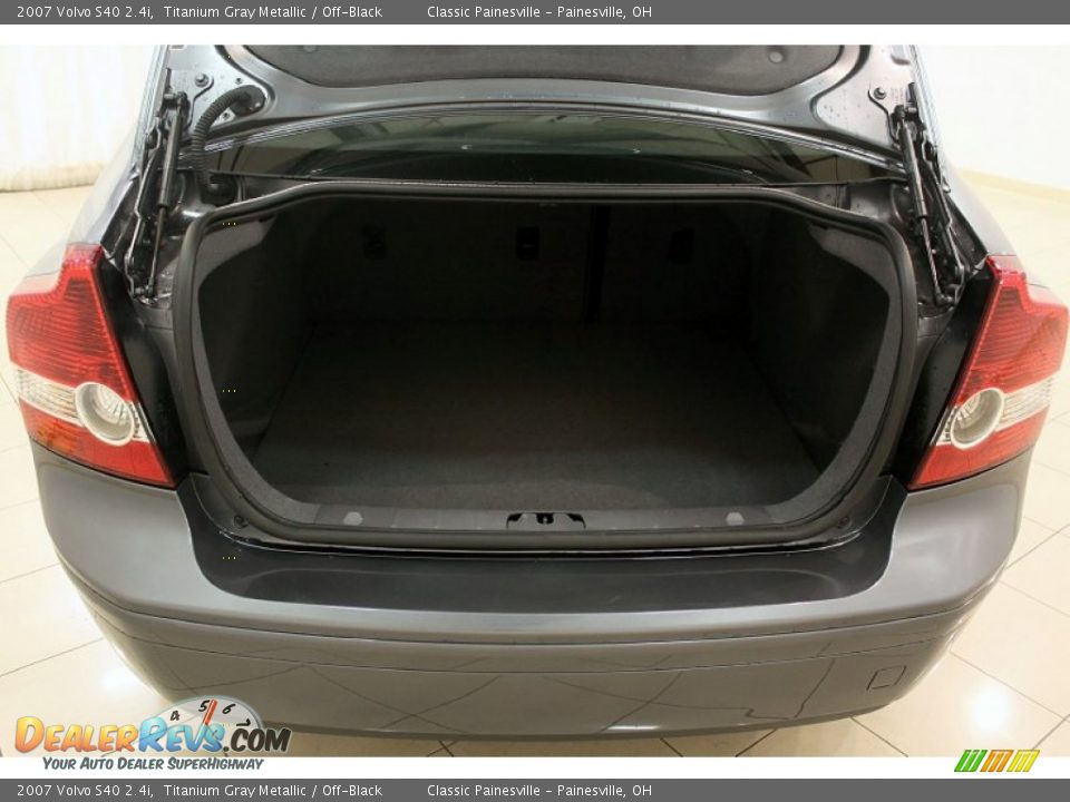 2007 Volvo S40 2.4i Trunk Photo #20
