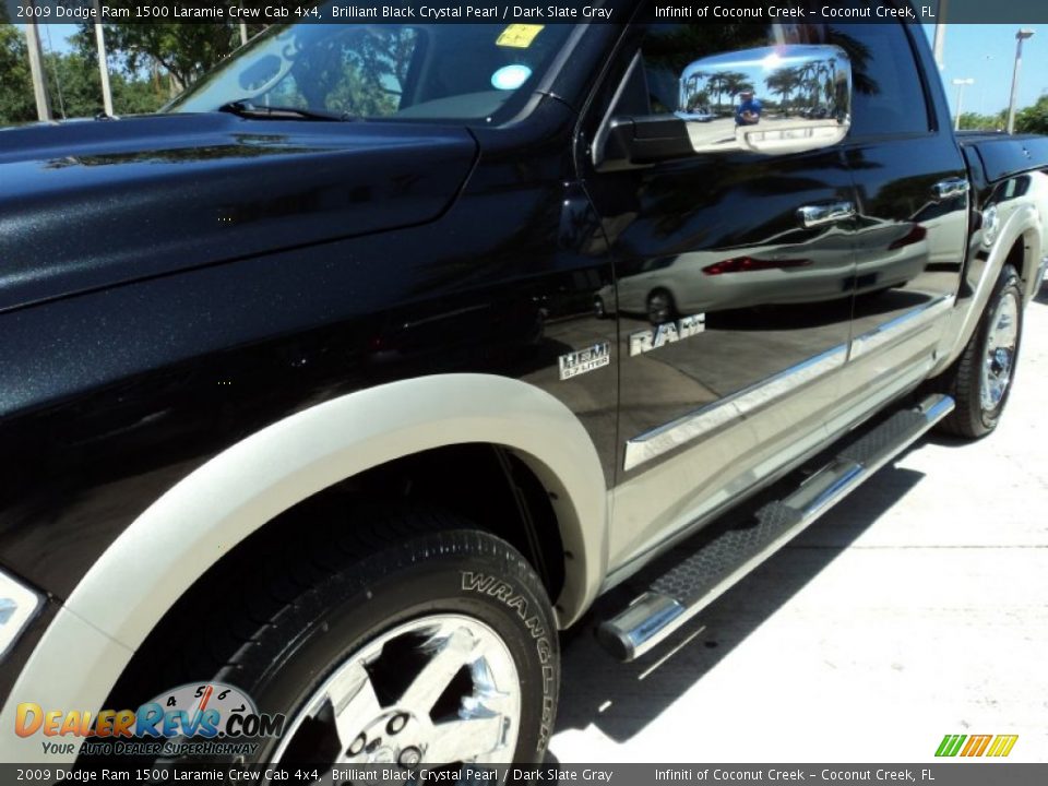 2009 Dodge Ram 1500 Laramie Crew Cab 4x4 Brilliant Black Crystal Pearl / Dark Slate Gray Photo #15