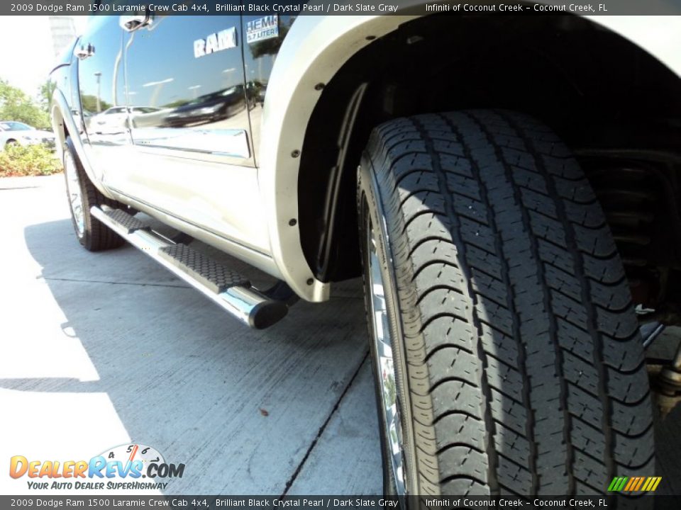 2009 Dodge Ram 1500 Laramie Crew Cab 4x4 Brilliant Black Crystal Pearl / Dark Slate Gray Photo #32