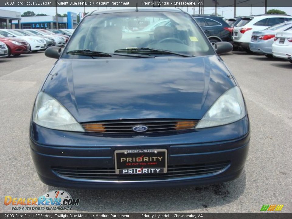 2003 Ford Focus SE Sedan Twilight Blue Metallic / Medium Parchment Photo #7