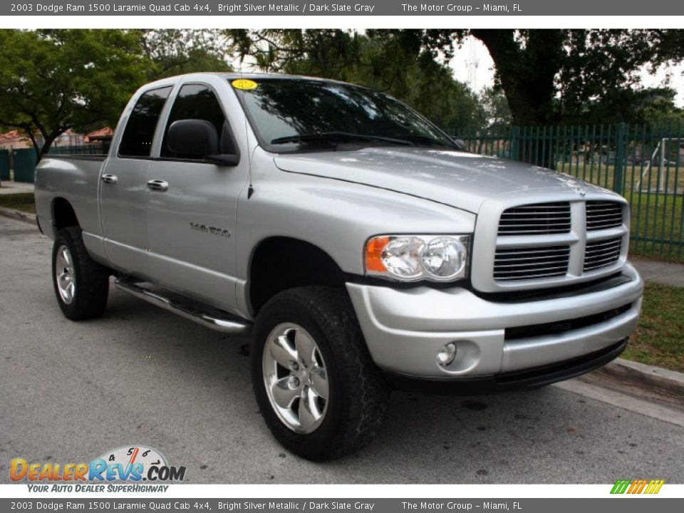 Front 3/4 View of 2003 Dodge Ram 1500 Laramie Quad Cab 4x4 Photo #15