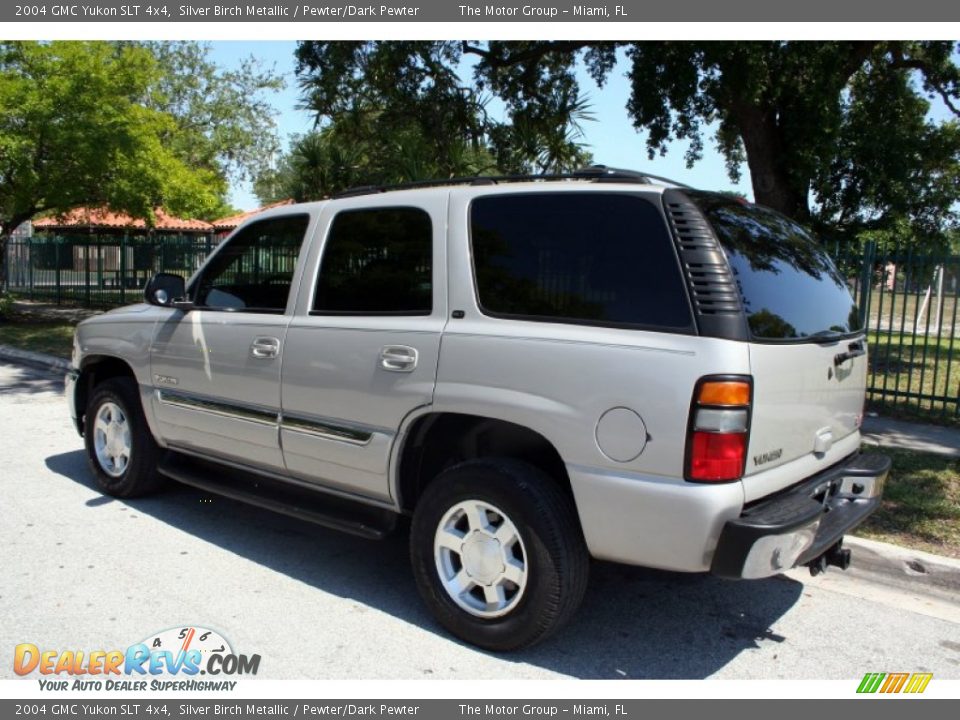 2004 GMC Yukon SLT 4x4 Silver Birch Metallic / Pewter/Dark Pewter Photo #5