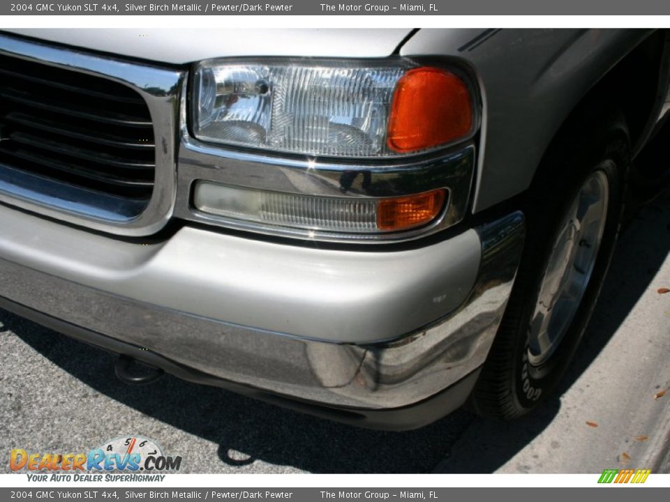 2004 GMC Yukon SLT 4x4 Silver Birch Metallic / Pewter/Dark Pewter Photo #18