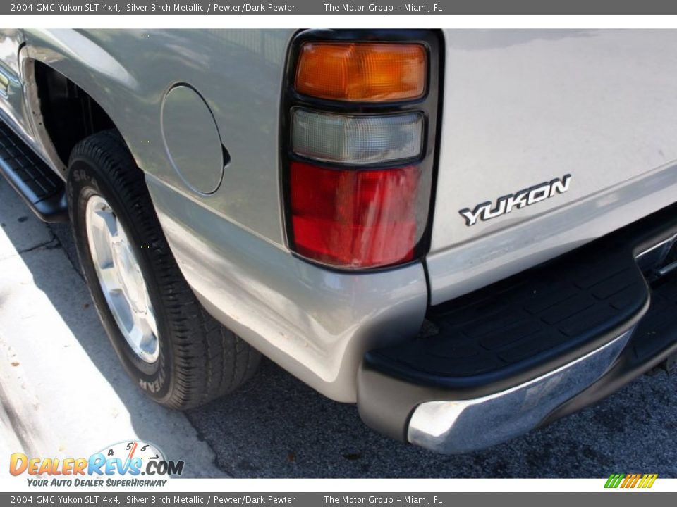 2004 GMC Yukon SLT 4x4 Silver Birch Metallic / Pewter/Dark Pewter Photo #19
