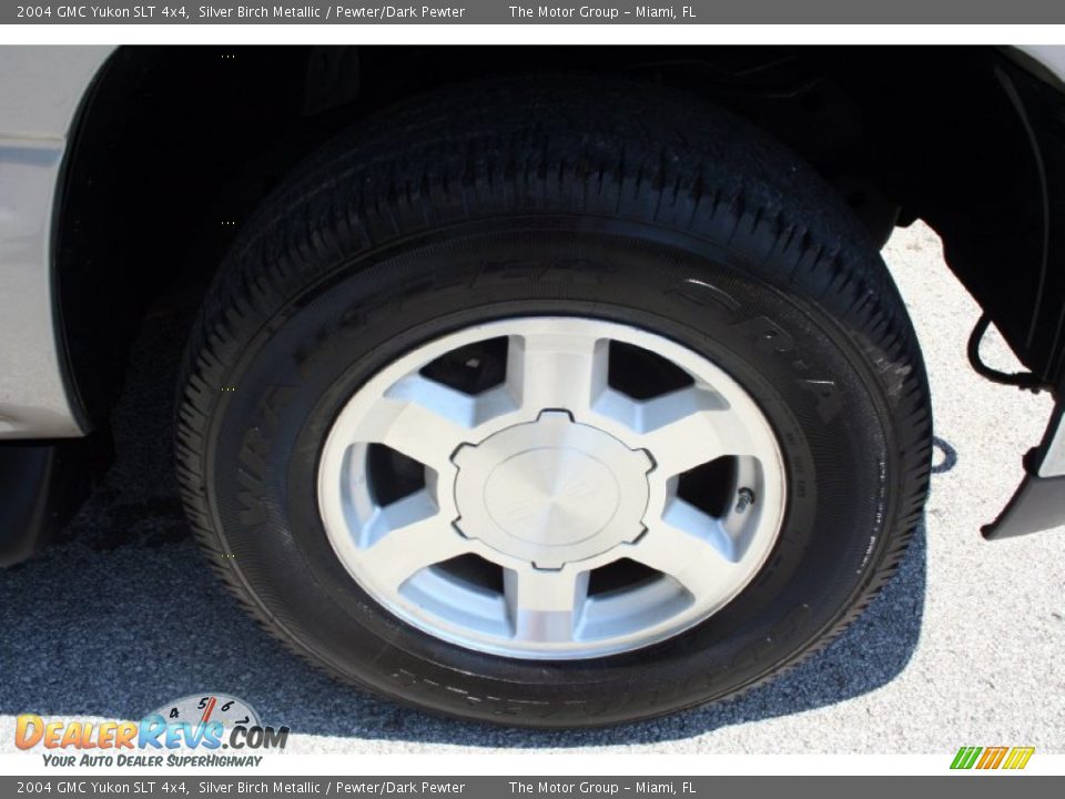 2004 GMC Yukon SLT 4x4 Silver Birch Metallic / Pewter/Dark Pewter Photo #22