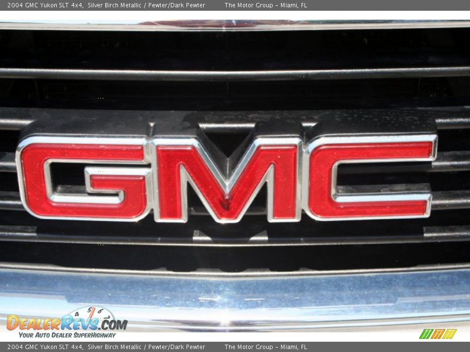 2004 GMC Yukon SLT 4x4 Silver Birch Metallic / Pewter/Dark Pewter Photo #25