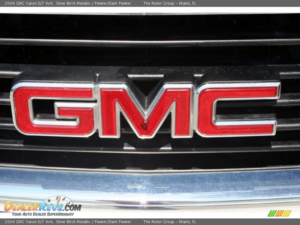2004 GMC Yukon SLT 4x4 Silver Birch Metallic / Pewter/Dark Pewter Photo #26