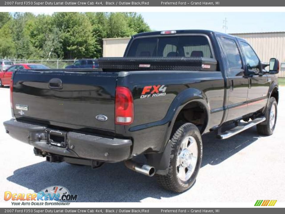 2007 Ford F350 Super Duty Lariat Outlaw Crew Cab 4x4 Black / Outlaw Black/Red Photo #5