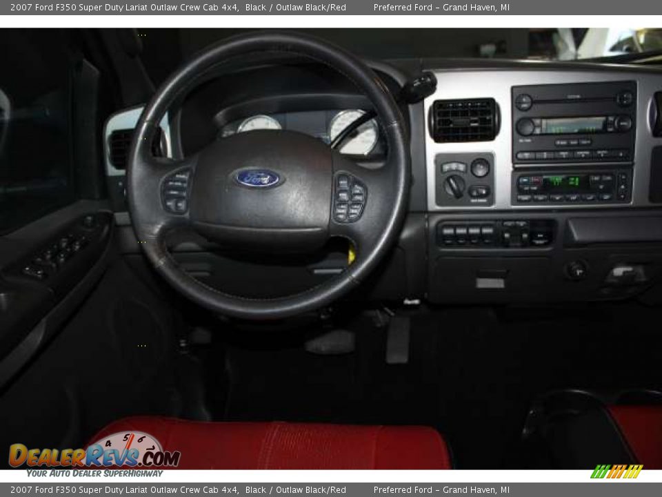 2007 Ford F350 Super Duty Lariat Outlaw Crew Cab 4x4 Black / Outlaw Black/Red Photo #11