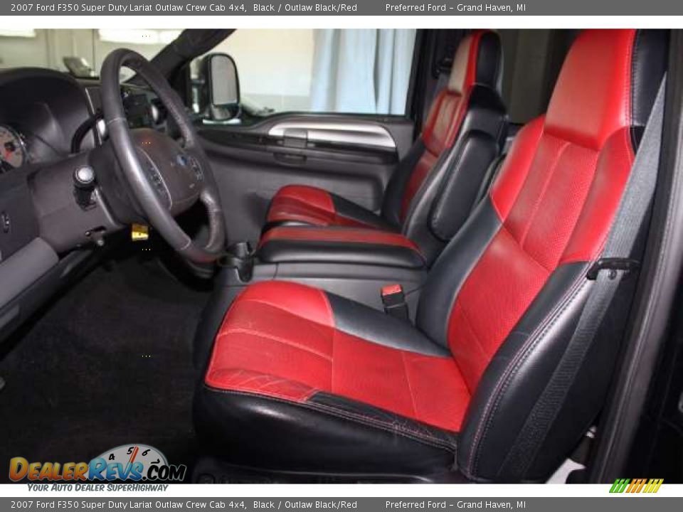2007 Ford F350 Super Duty Lariat Outlaw Crew Cab 4x4 Black / Outlaw Black/Red Photo #12